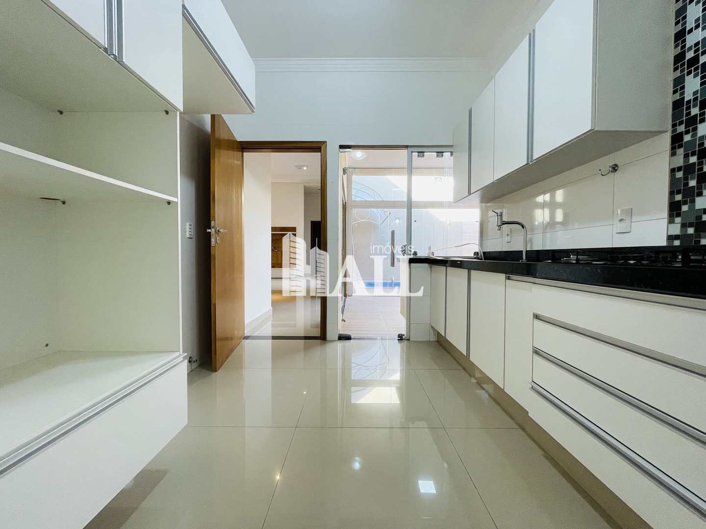 Casa de Condomínio à venda com 3 quartos, 220m² - Foto 22