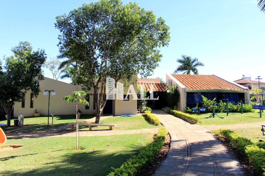 Casa de Condomínio à venda com 4 quartos, 320m² - Foto 37
