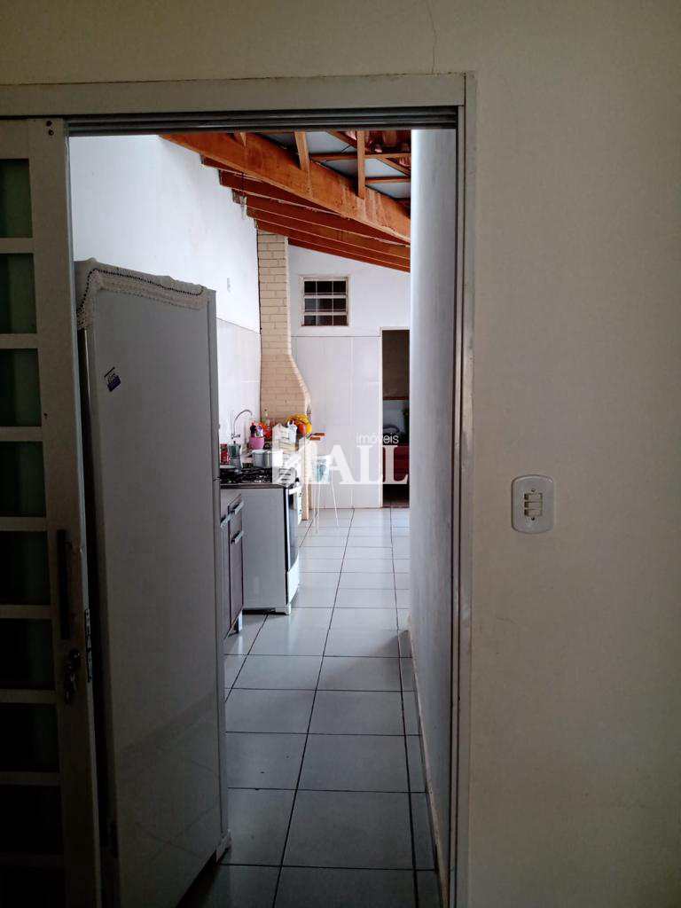 Casa à venda com 3 quartos, 102m² - Foto 13