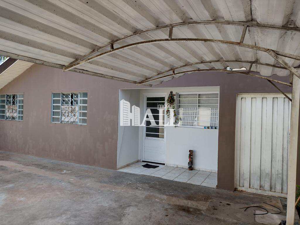 Casa à venda com 2 quartos, 200m² - Foto 11