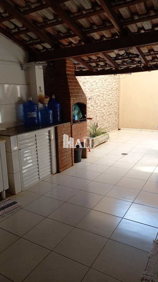 Sobrado à venda com 3 quartos, 130m² - Foto 2