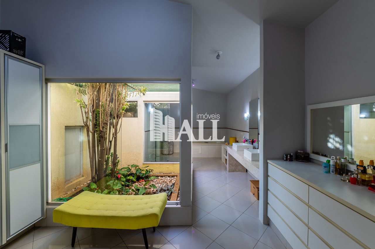 Casa à venda com 4 quartos, 200m² - Foto 10