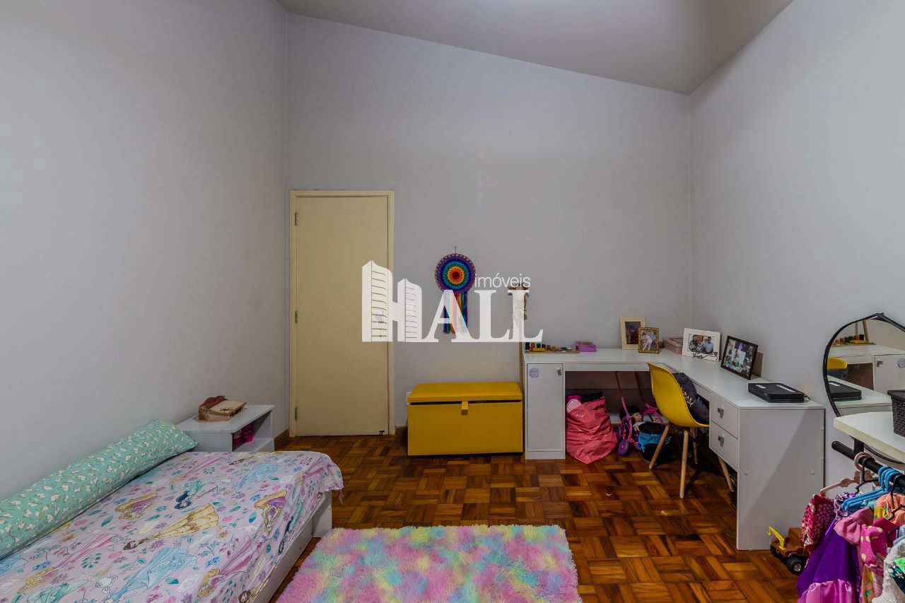 Casa à venda com 4 quartos, 200m² - Foto 20