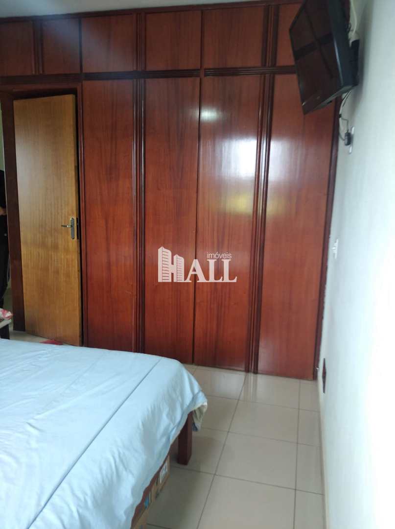 Apartamento à venda com 3 quartos, 45m² - Foto 4