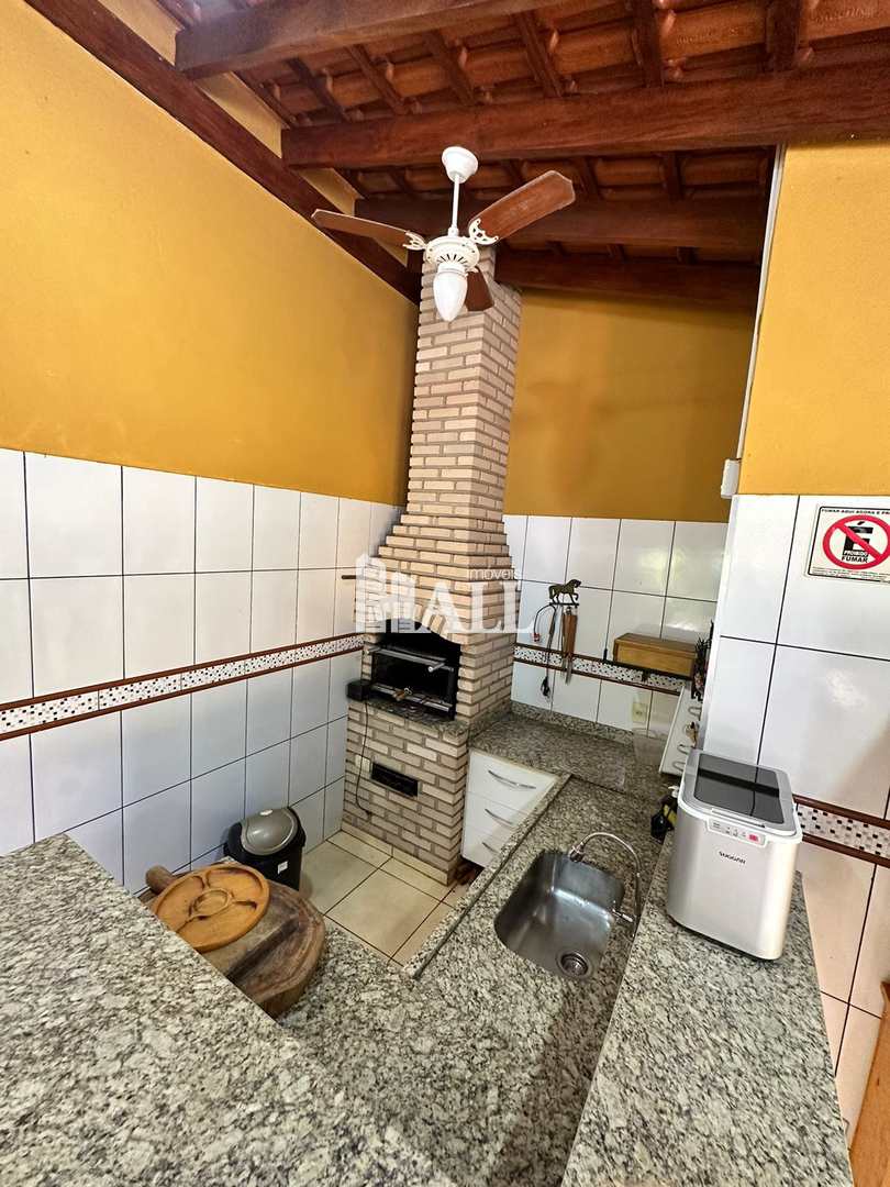 Fazenda à venda com 3 quartos, 174m² - Foto 13