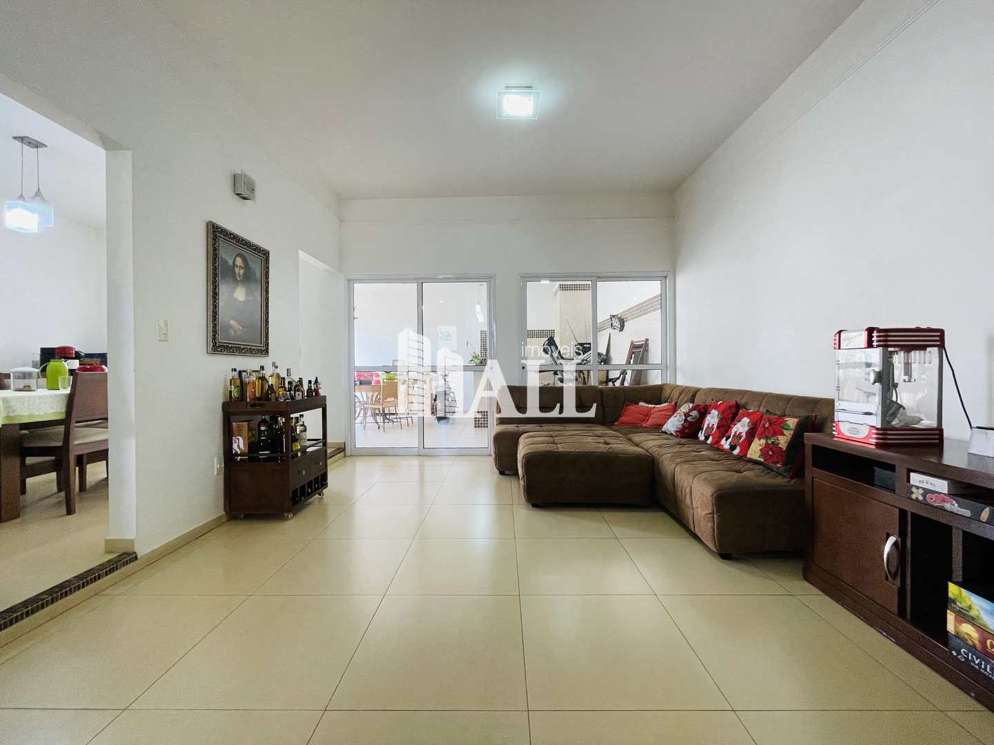 Casa de Condomínio à venda com 3 quartos, 200m² - Foto 3