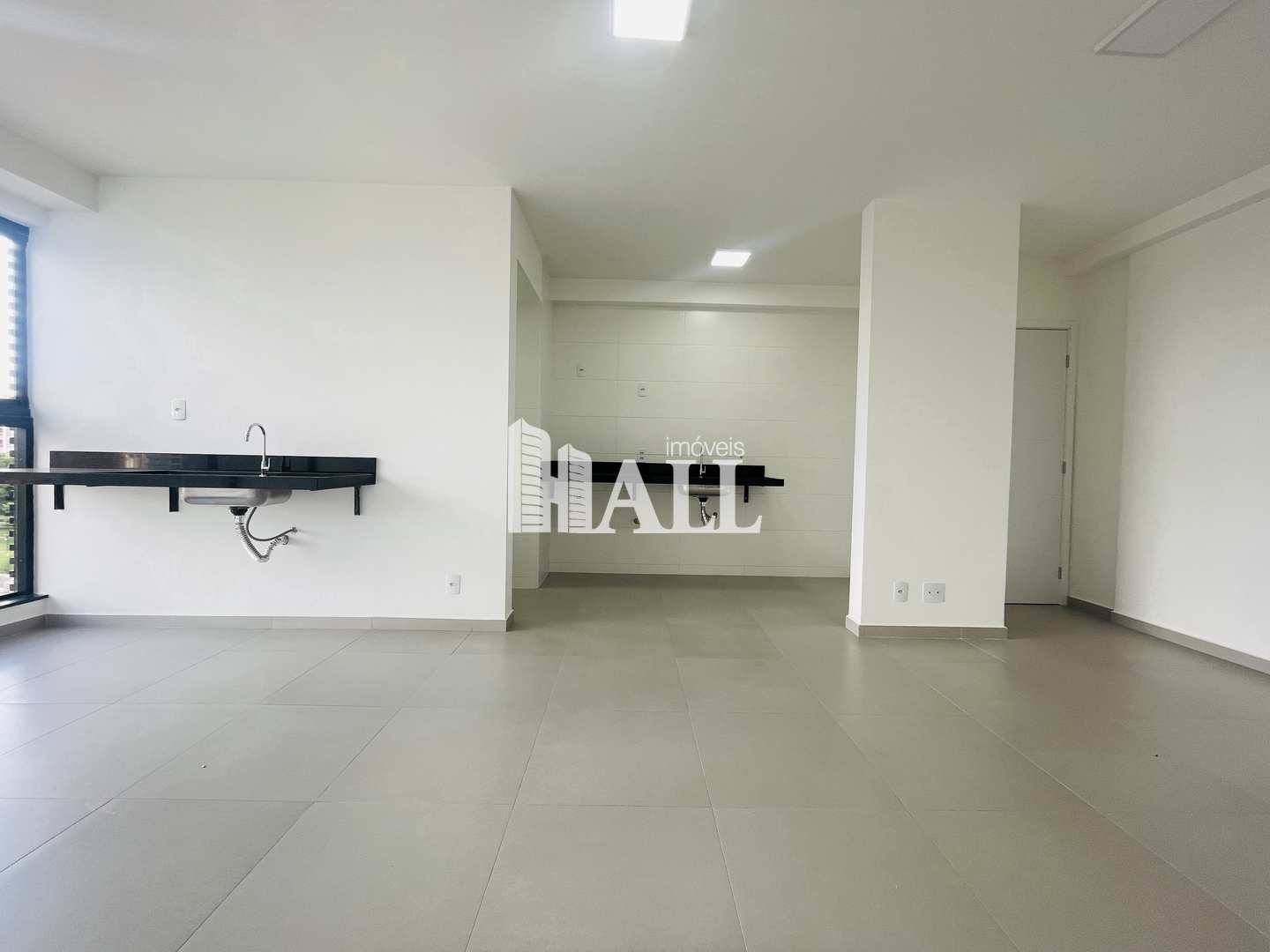 Apartamento à venda com 2 quartos, 60m² - Foto 4