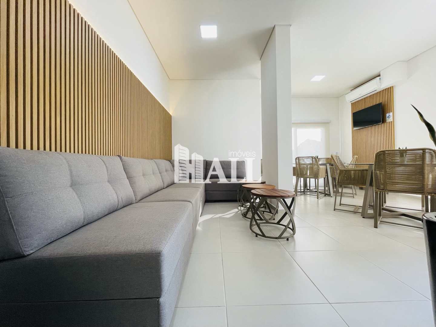 Apartamento à venda com 2 quartos, 60m² - Foto 33