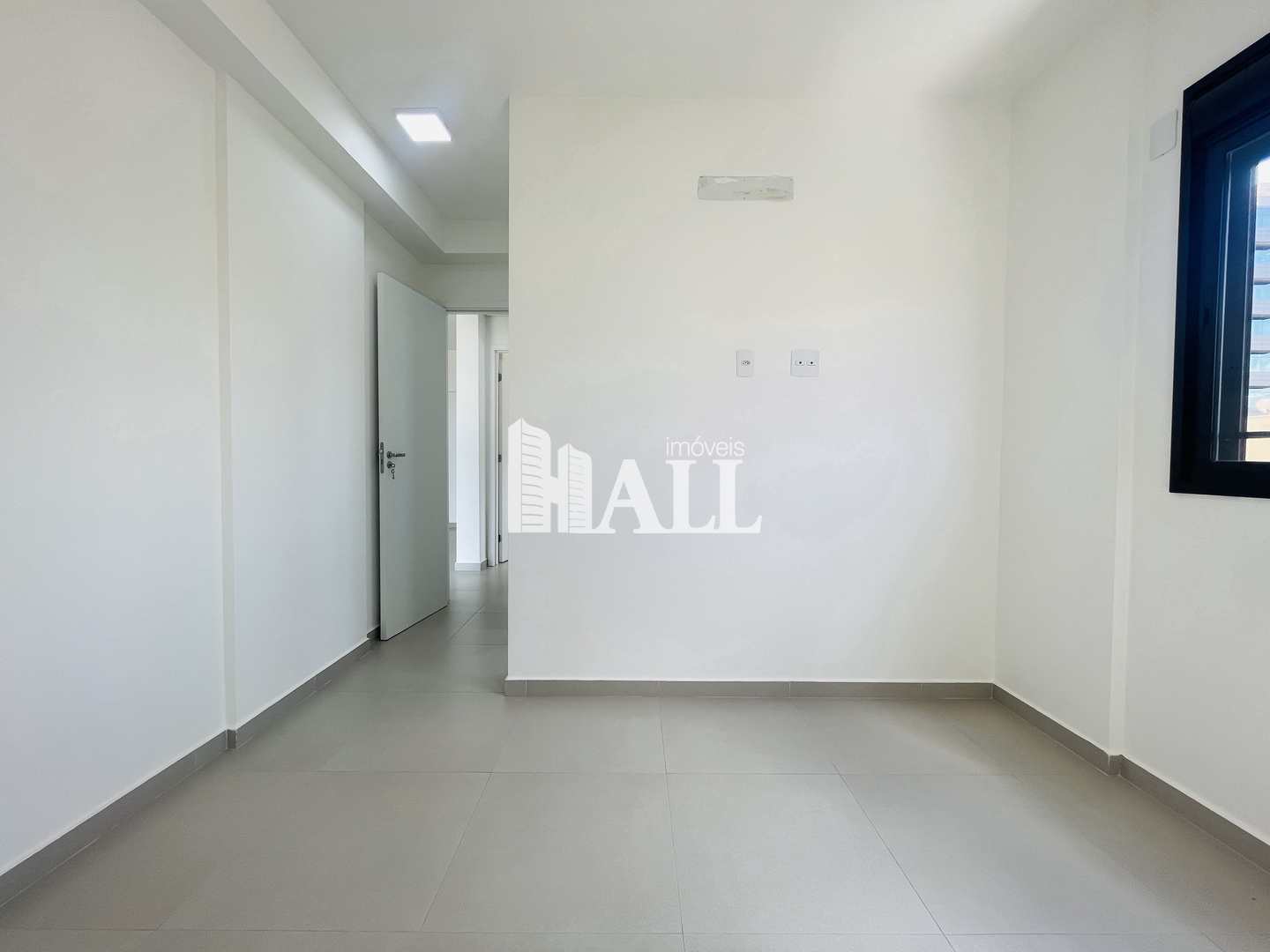 Apartamento à venda com 2 quartos, 60m² - Foto 12