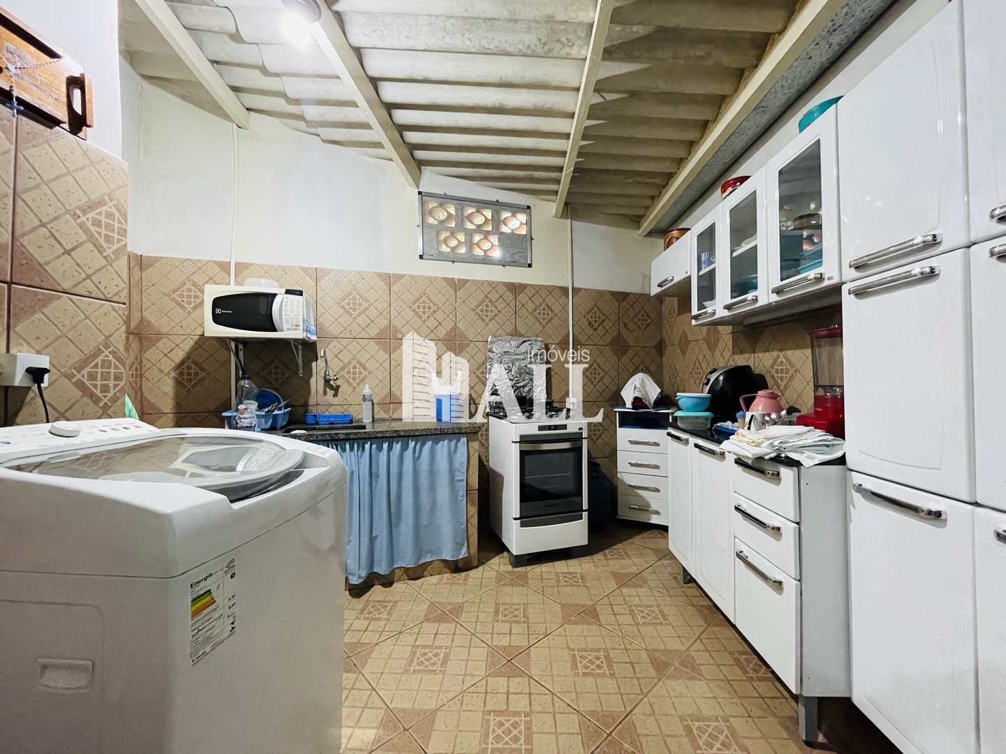 Casa à venda com 2 quartos, 60m² - Foto 8