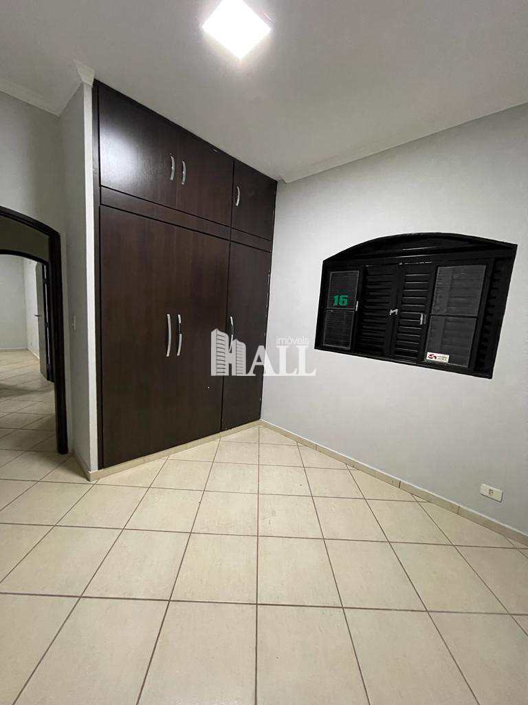 Casa à venda com 3 quartos, 204m² - Foto 13