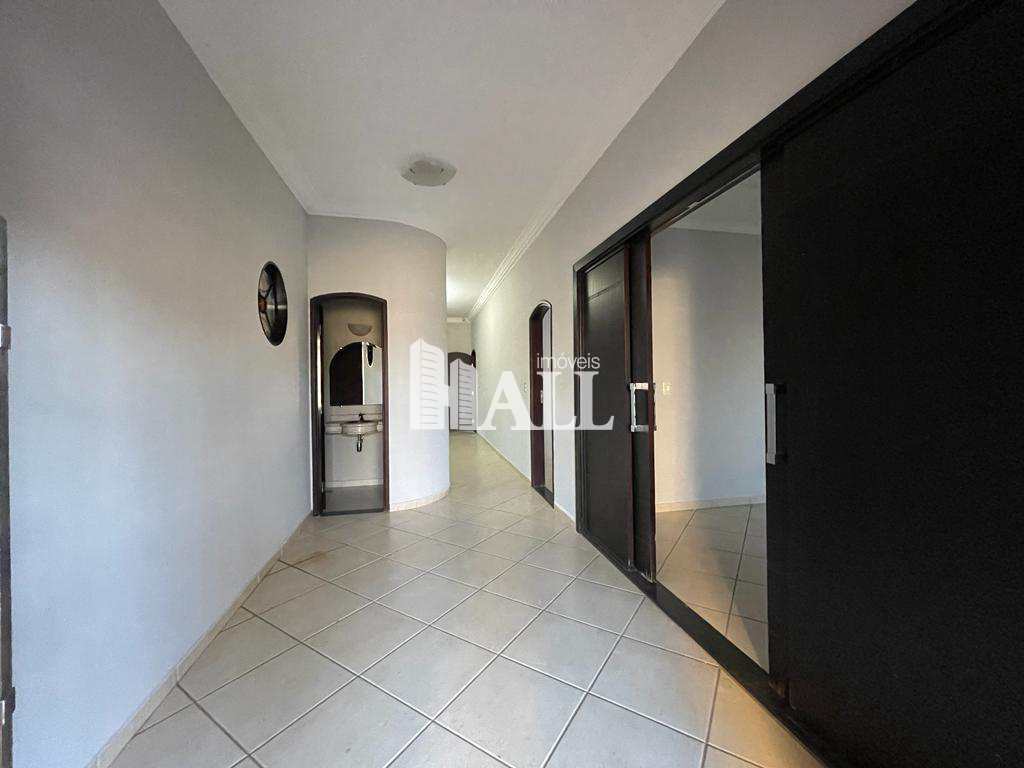 Casa à venda com 3 quartos, 204m² - Foto 9