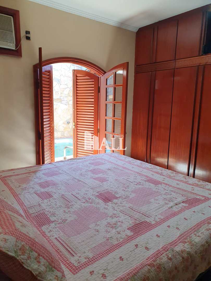 Casa à venda com 3 quartos, 270m² - Foto 17