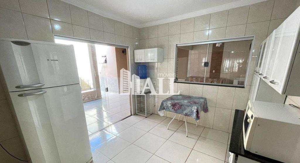 Casa à venda com 3 quartos, 175m² - Foto 7