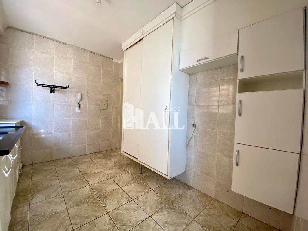 Apartamento à venda com 2 quartos, 75m² - Foto 4