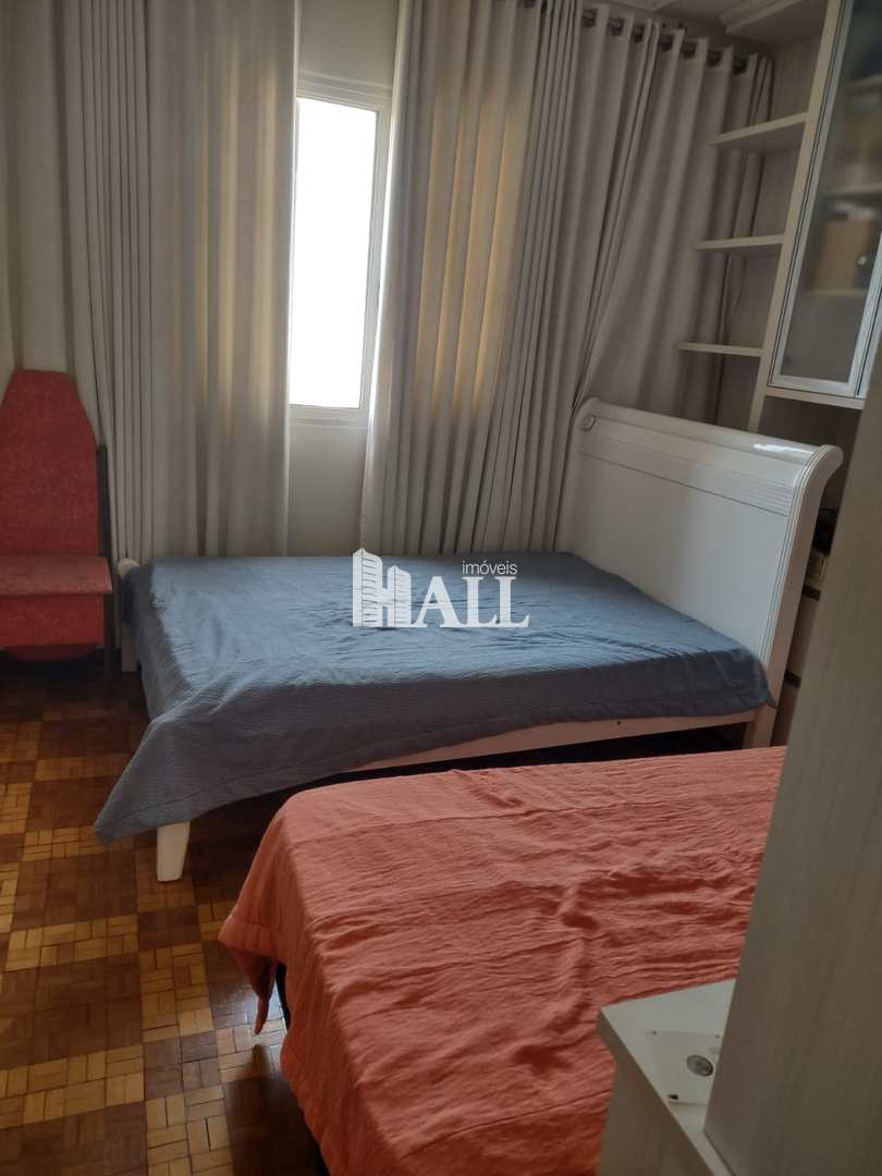 Apartamento à venda com 3 quartos, 200m² - Foto 7