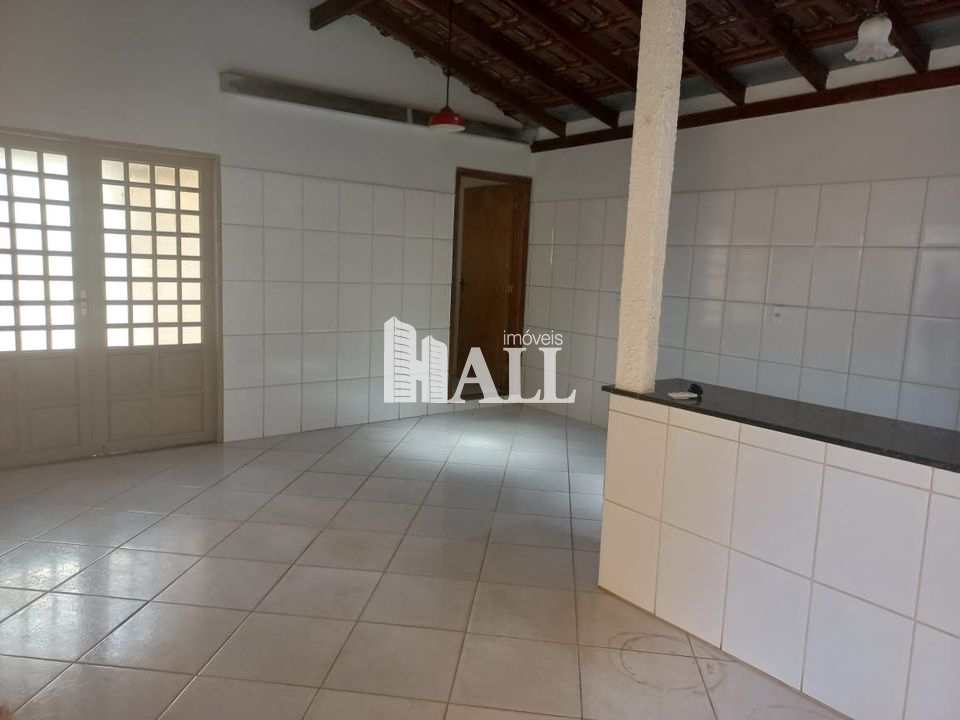 Casa à venda com 4 quartos, 190m² - Foto 4