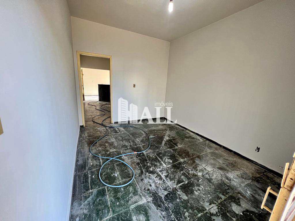 Casa à venda com 3 quartos, 180m² - Foto 8