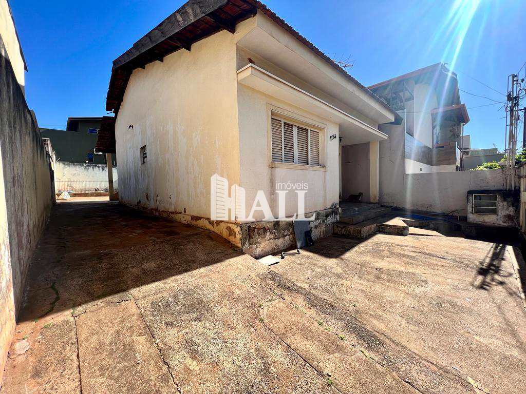 Casa à venda com 3 quartos, 180m² - Foto 2