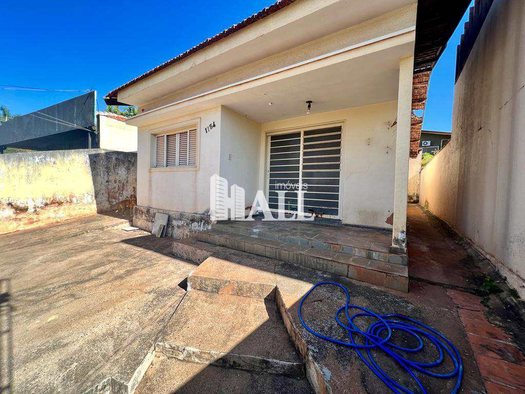 Casa à venda com 3 quartos, 180m² - Foto 3