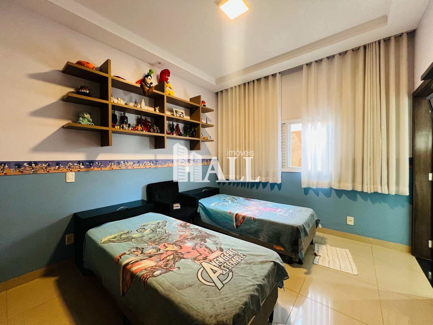 Casa de Condomínio à venda com 3 quartos, 300m² - Foto 22