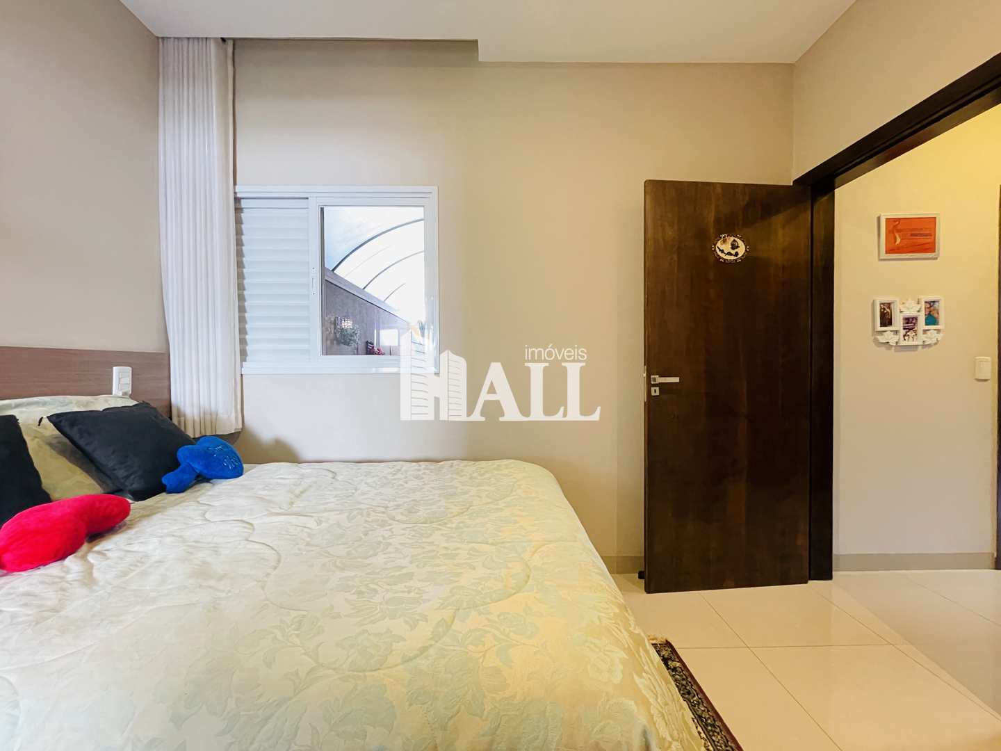 Casa de Condomínio à venda com 3 quartos, 300m² - Foto 15