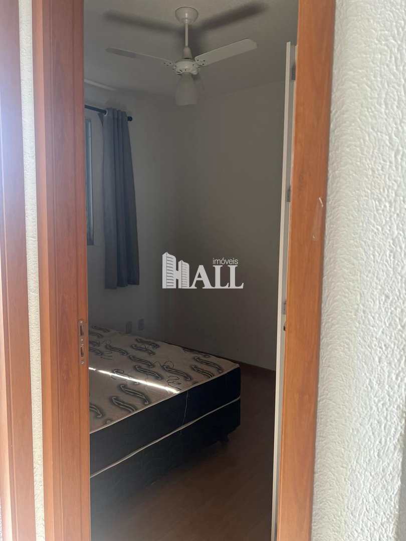 Apartamento à venda com 2 quartos, 42m² - Foto 4