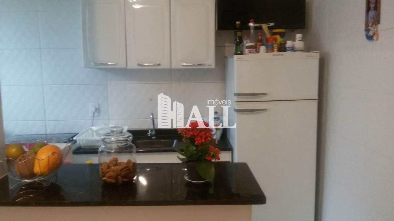 Apartamento à venda com 2 quartos, 49m² - Foto 2