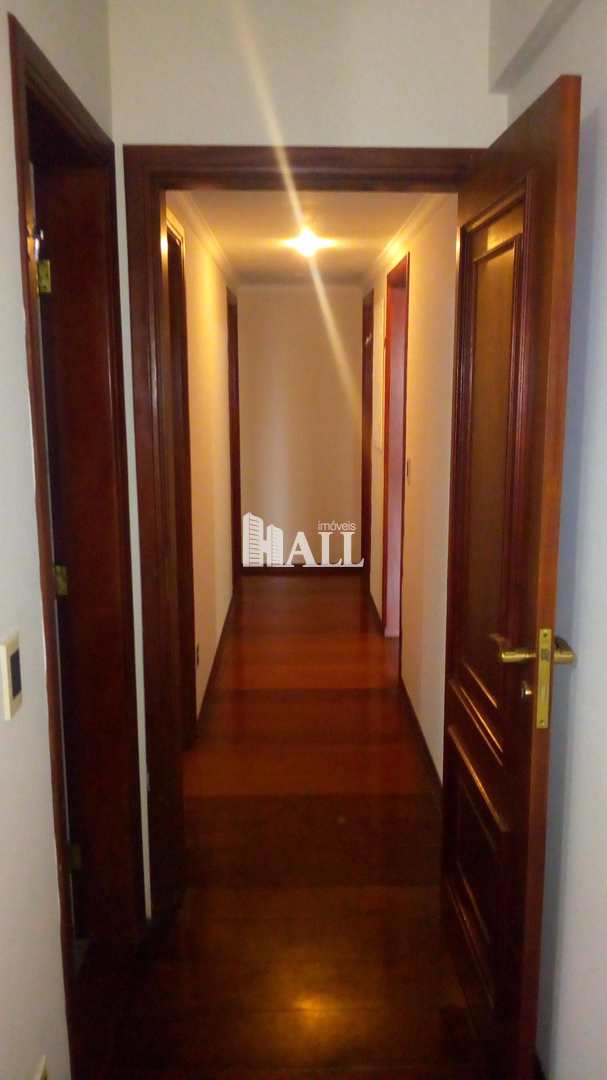 Apartamento com 3 quartos à venda, 145m² — foto 18 de 28