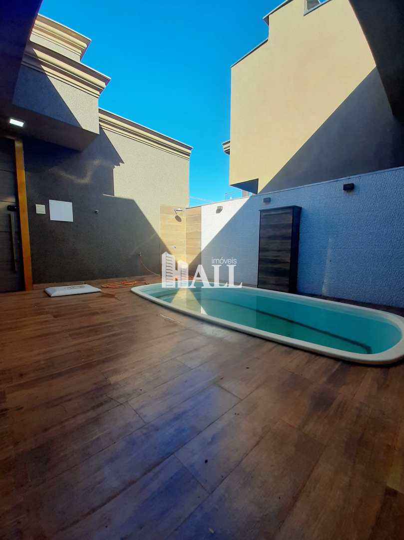 Casa à venda com 3 quartos, 120m² - Foto 3