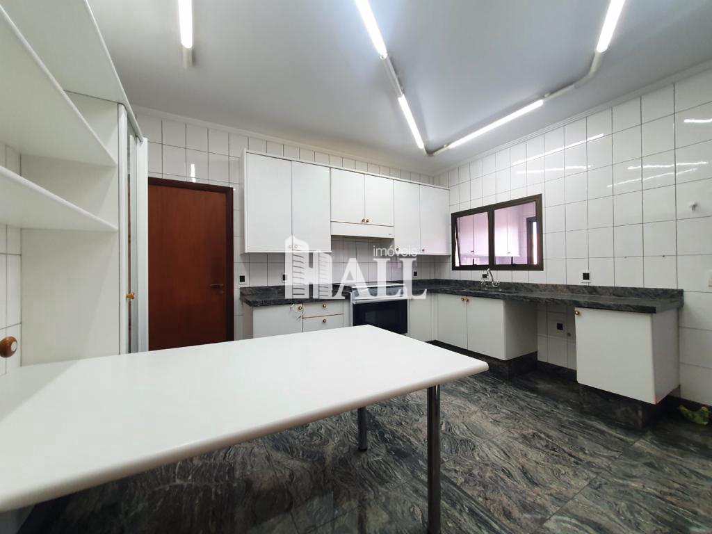 Apartamento à venda com 3 quartos, 175m² - Foto 4