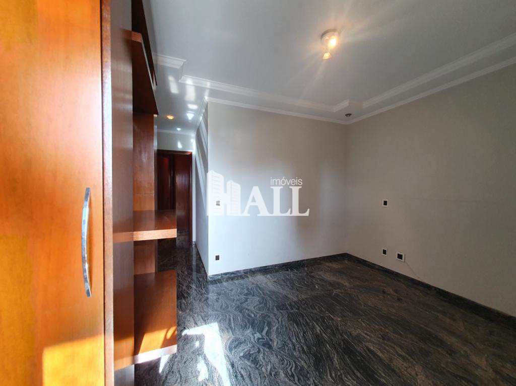 Apartamento à venda com 3 quartos, 175m² - Foto 11