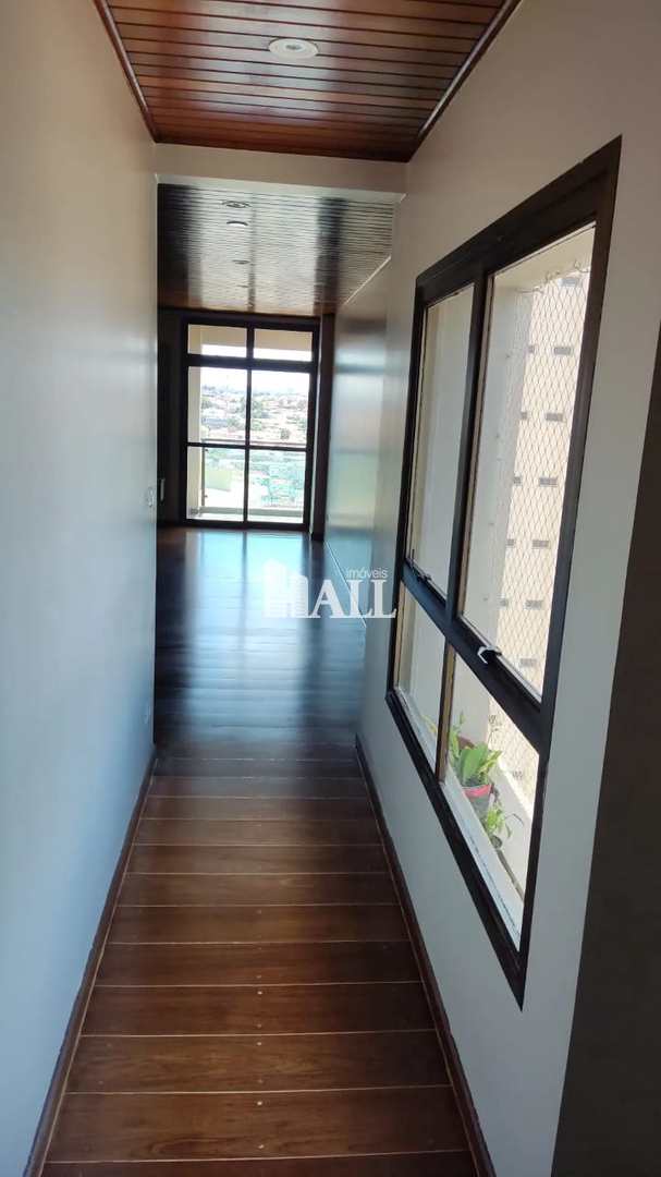 Apartamento à venda com 4 quartos, 150m² - Foto 3