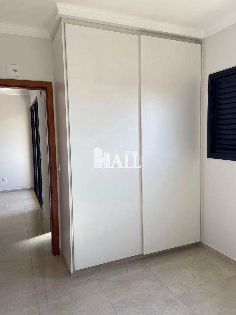 Apartamento à venda com 2 quartos, 72m² - Foto 3