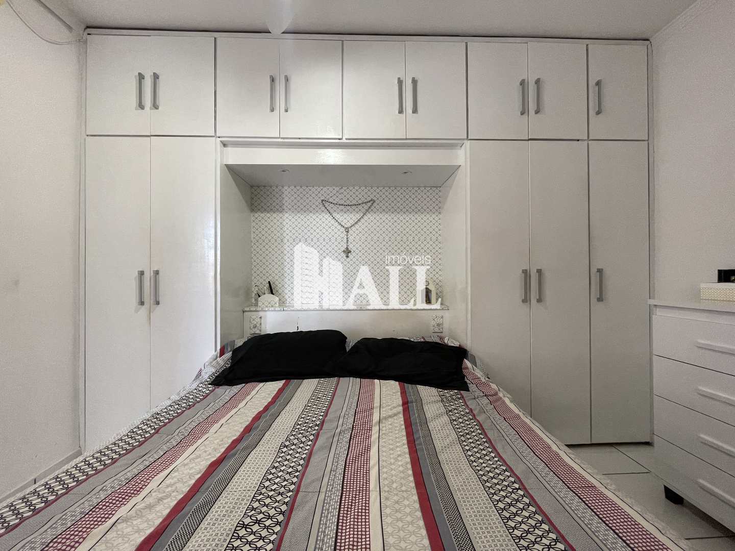 Apartamento à venda com 3 quartos, 98m² - Foto 3