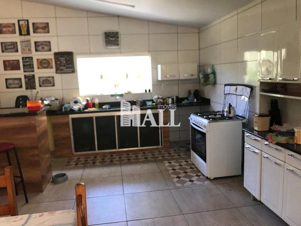 Casa à venda com 3 quartos, 208m² - Foto 4