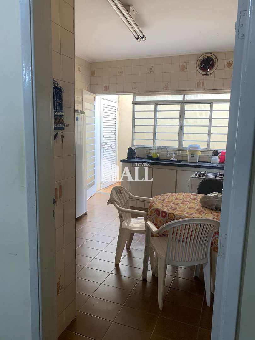 Casa à venda com 3 quartos, 213m² - Foto 7