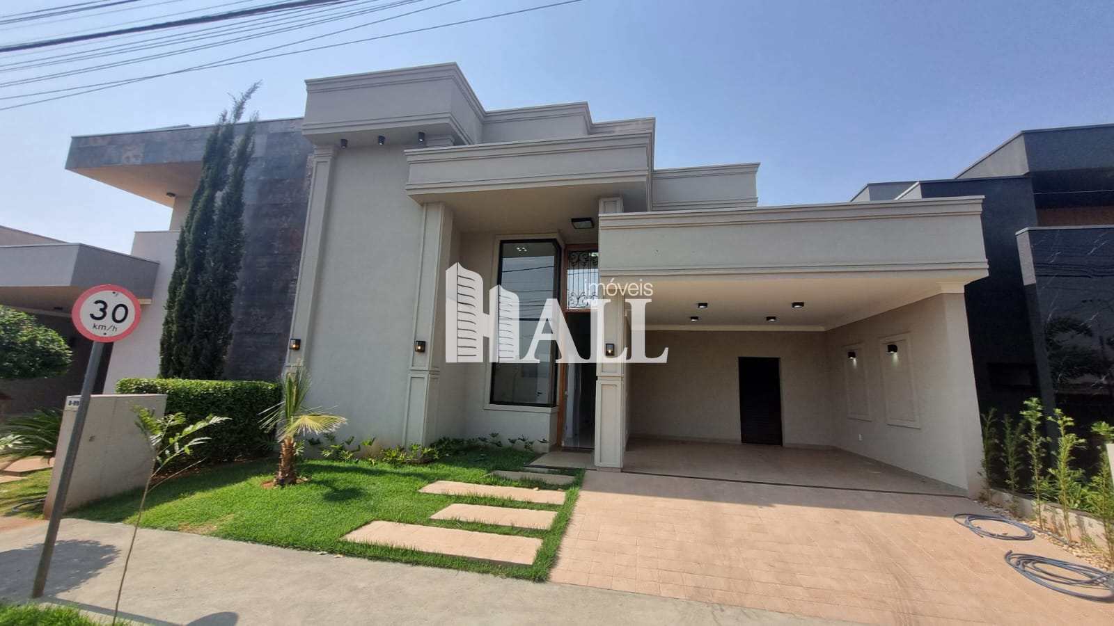 Casa de Condomínio à venda com 3 quartos, 189m² - Foto 1