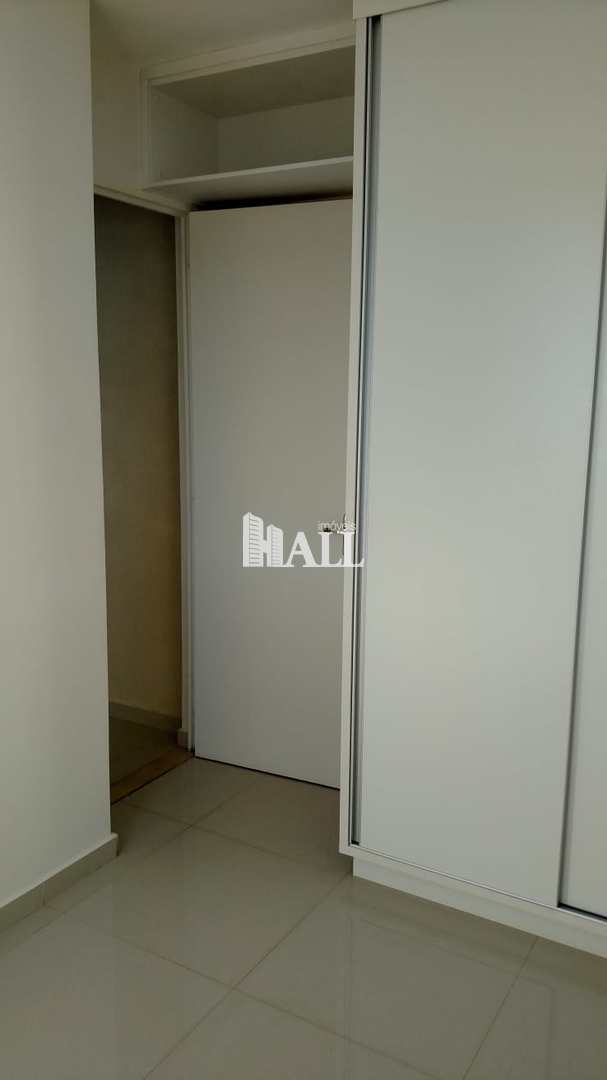 Apartamento à venda com 2 quartos, 65m² - Foto 4