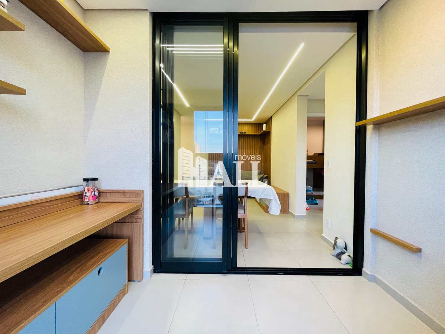 Apartamento à venda com 2 quartos, 62m² - Foto 7