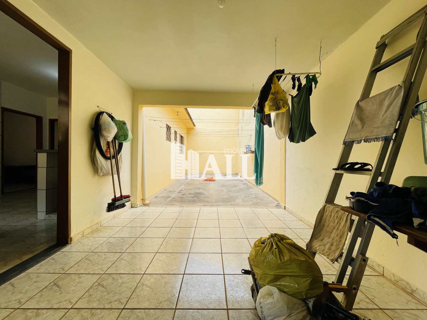 Casa à venda com 2 quartos, 98m² - Foto 12