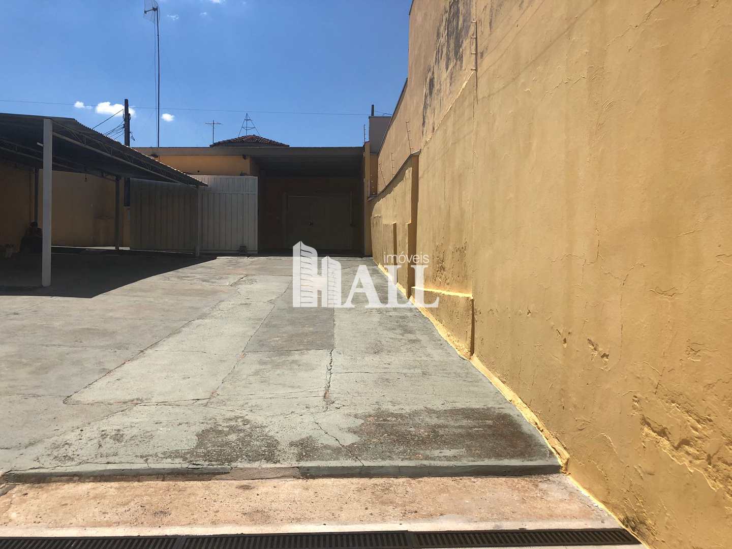 Casa à venda com 3 quartos, 189m² - Foto 2