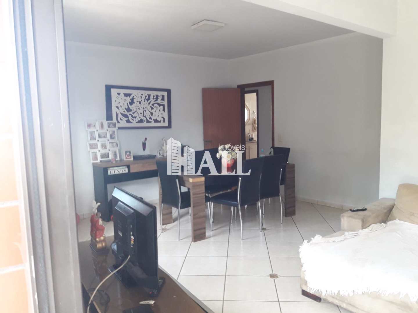 Apartamento à venda com 3 quartos, 113m² - Foto 1