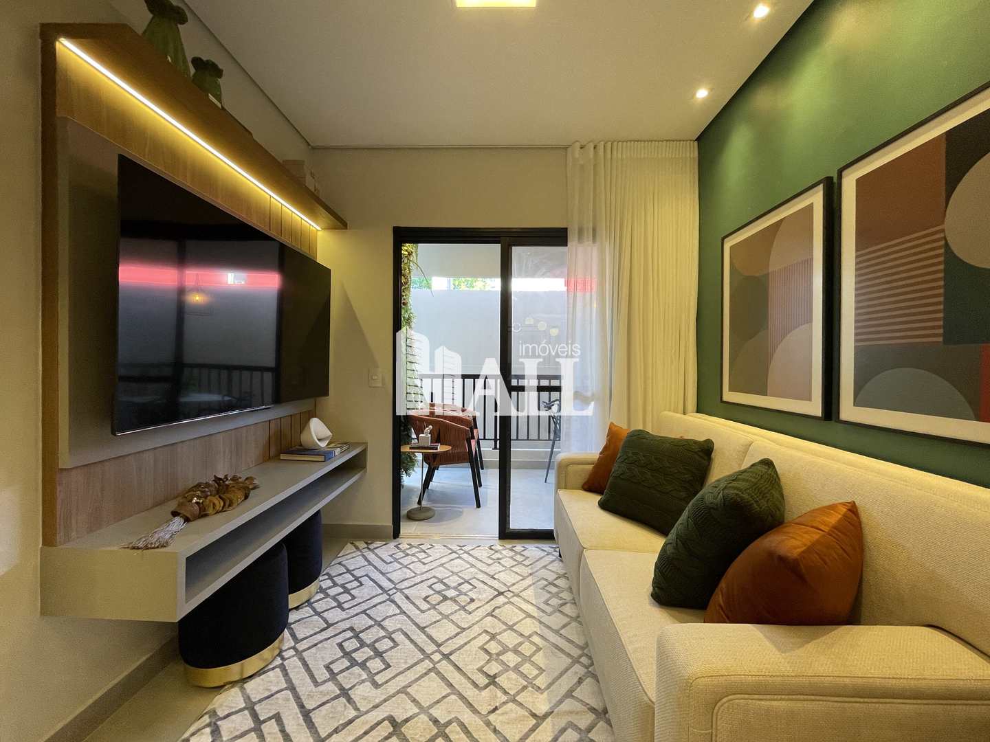 Apartamento à venda com 2 quartos, 64m² - Foto 3