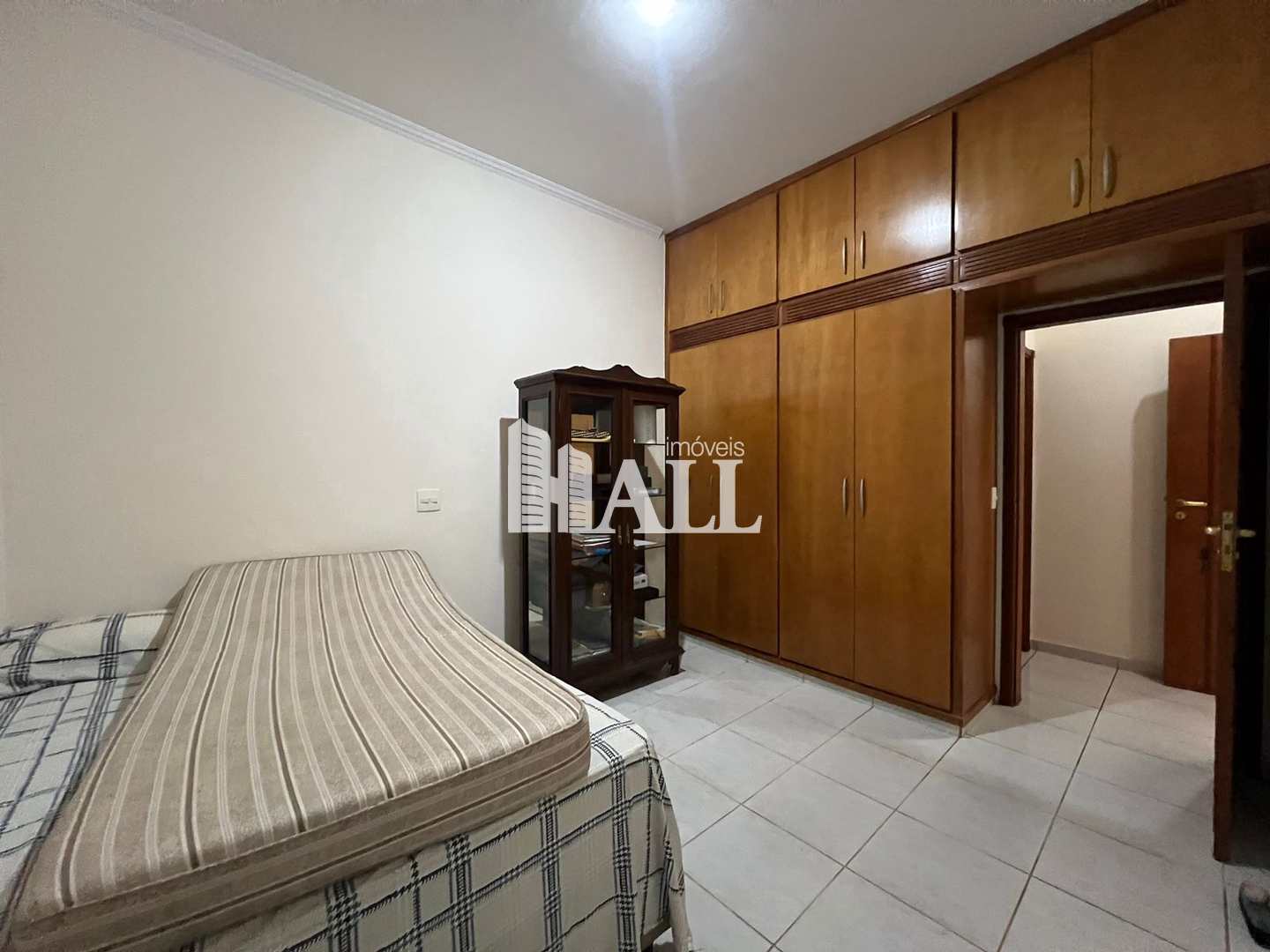 Casa de Condomínio à venda com 3 quartos, 250m² - Foto 14