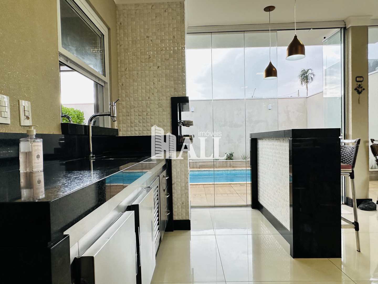 Casa de Condomínio à venda com 3 quartos, 216m² - Foto 25