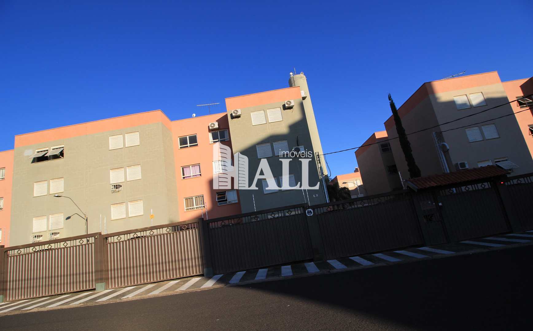 Apartamento à venda com 2 quartos, 75m² - Foto 13