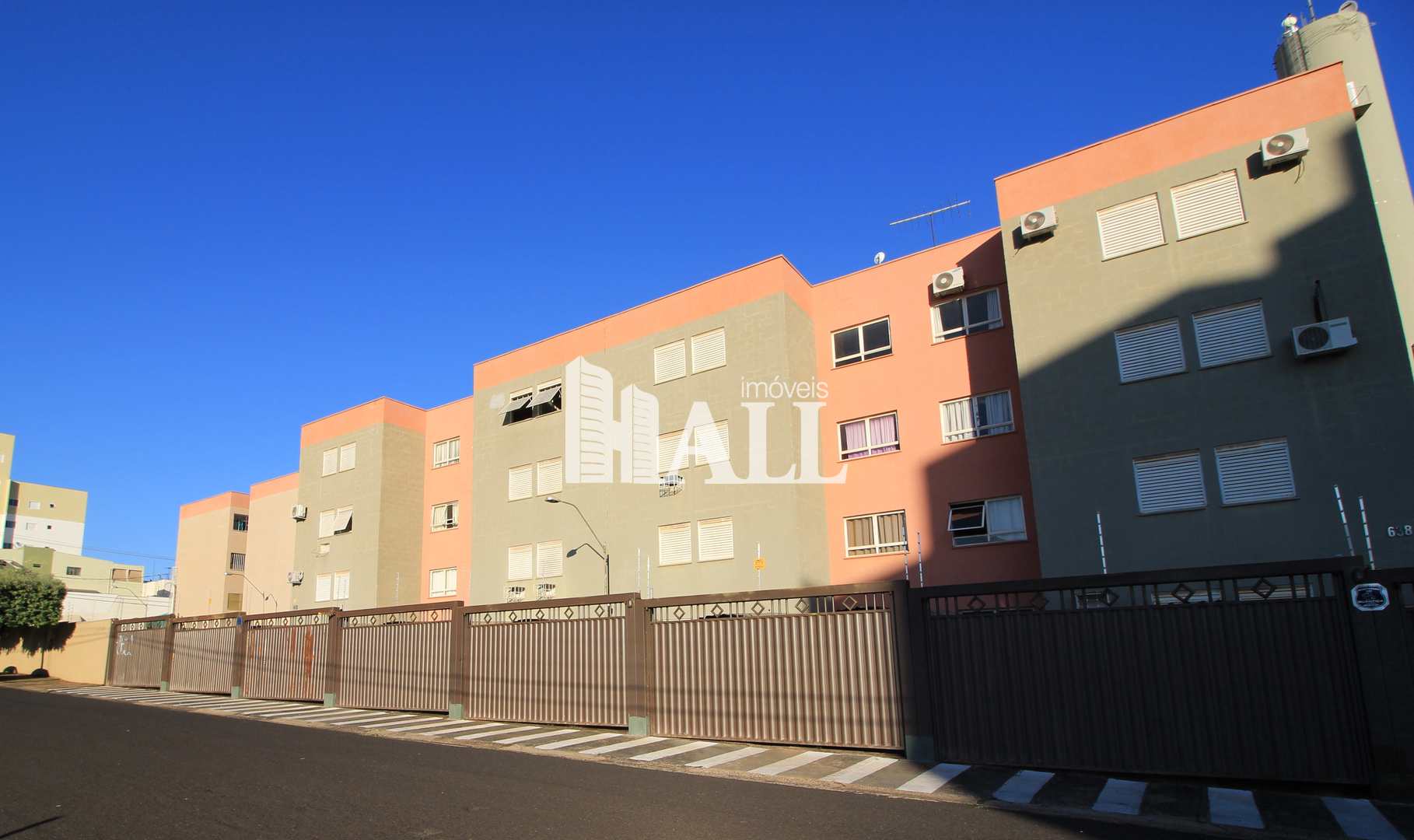 Apartamento à venda com 2 quartos, 75m² - Foto 12