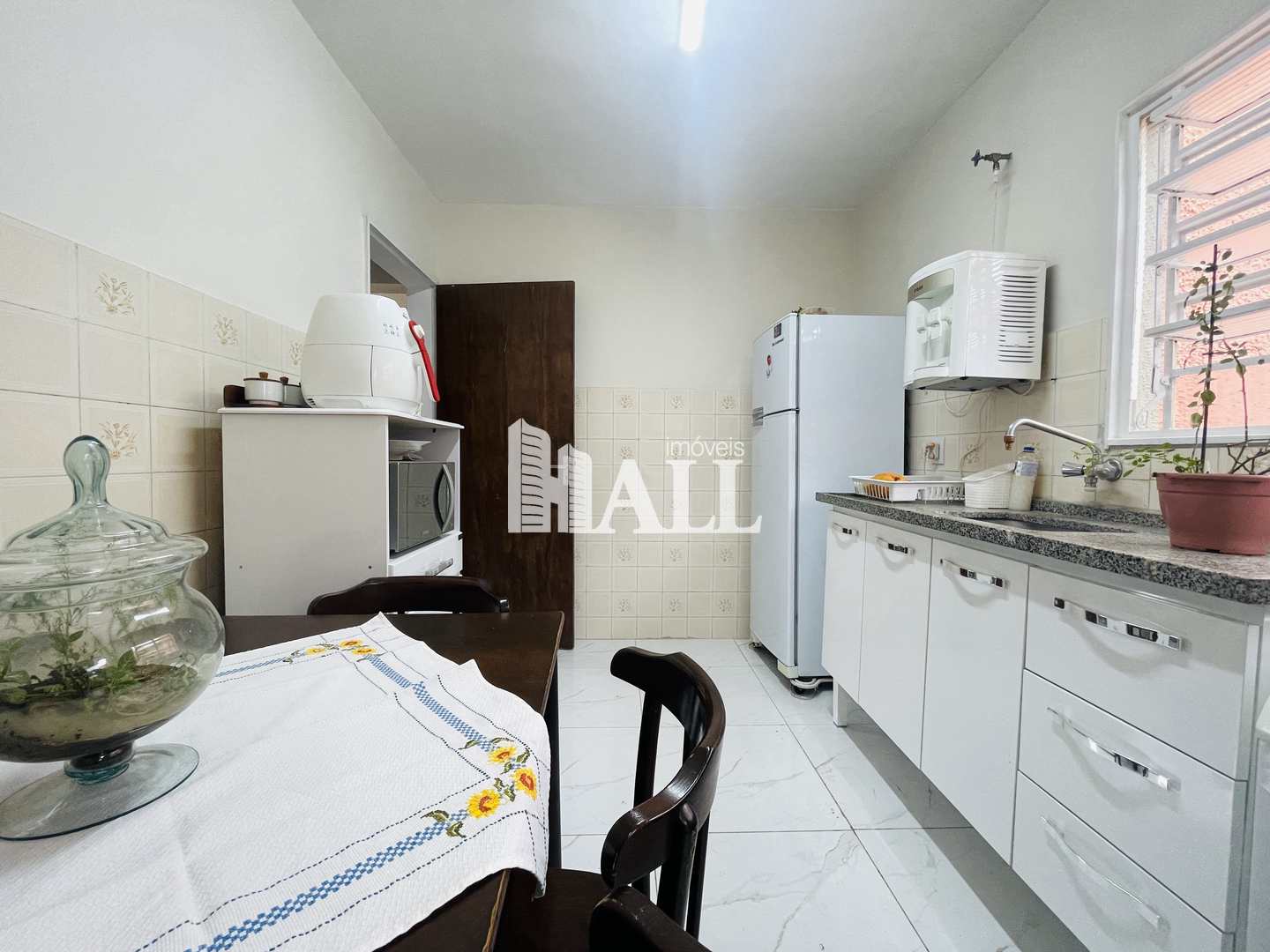 Apartamento à venda com 2 quartos, 75m² - Foto 11