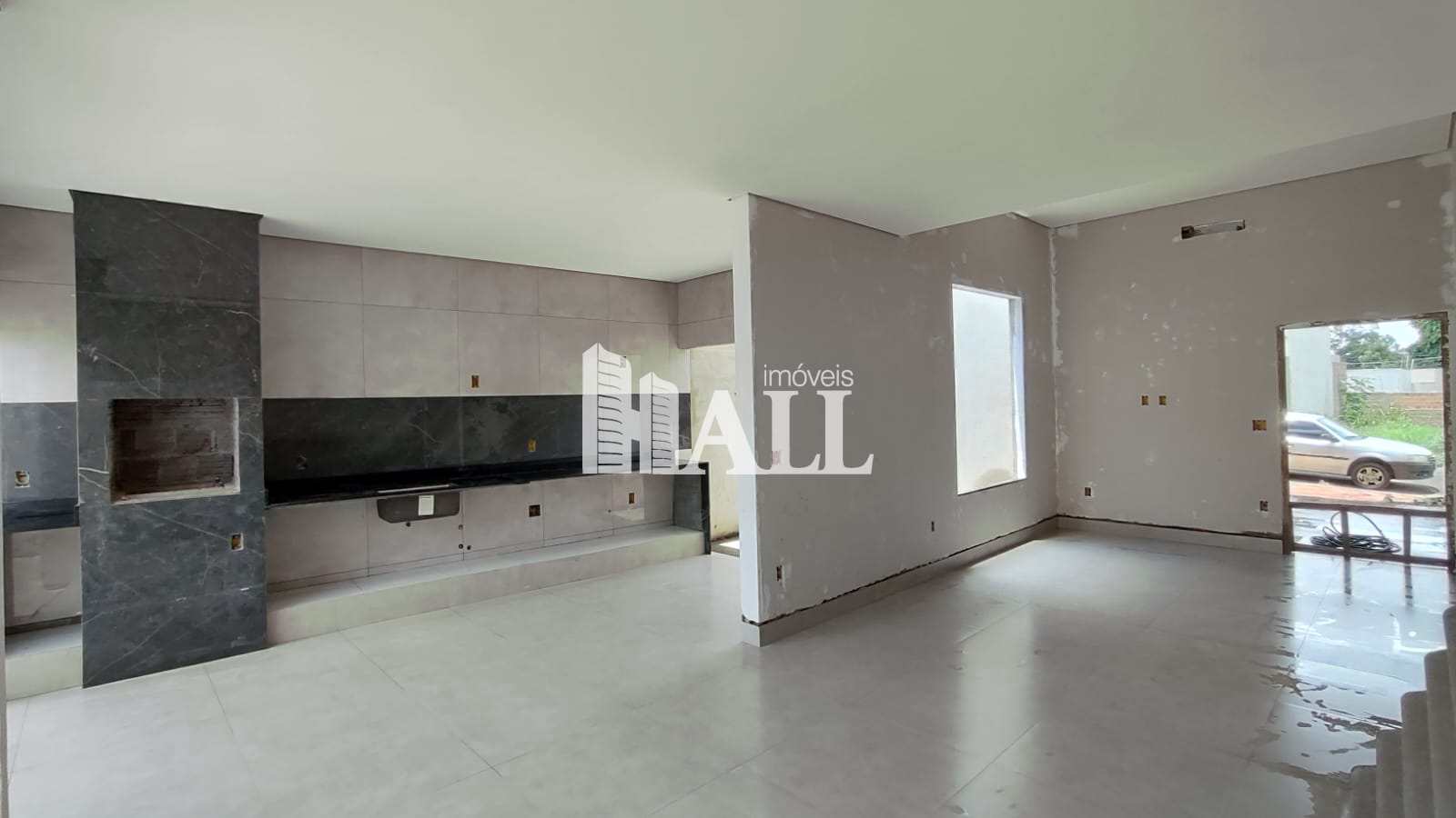 Casa à venda com 3 quartos, 150m² - Foto 1